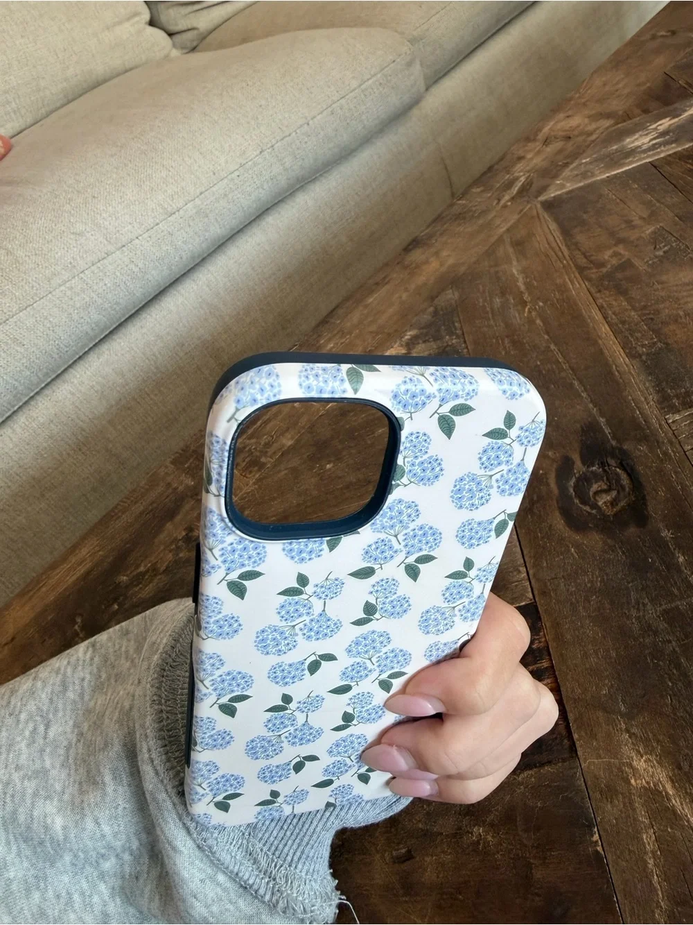 iphone 14 Slim Floral Phone Case in White and Light Blue